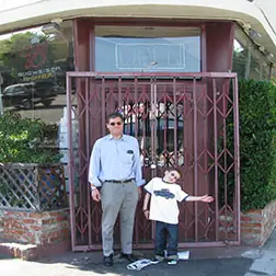Tony's Liquor 2008
