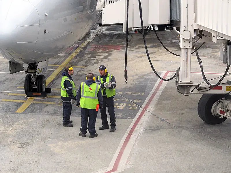 abogado de empleo para trabajadores aeroportuarios