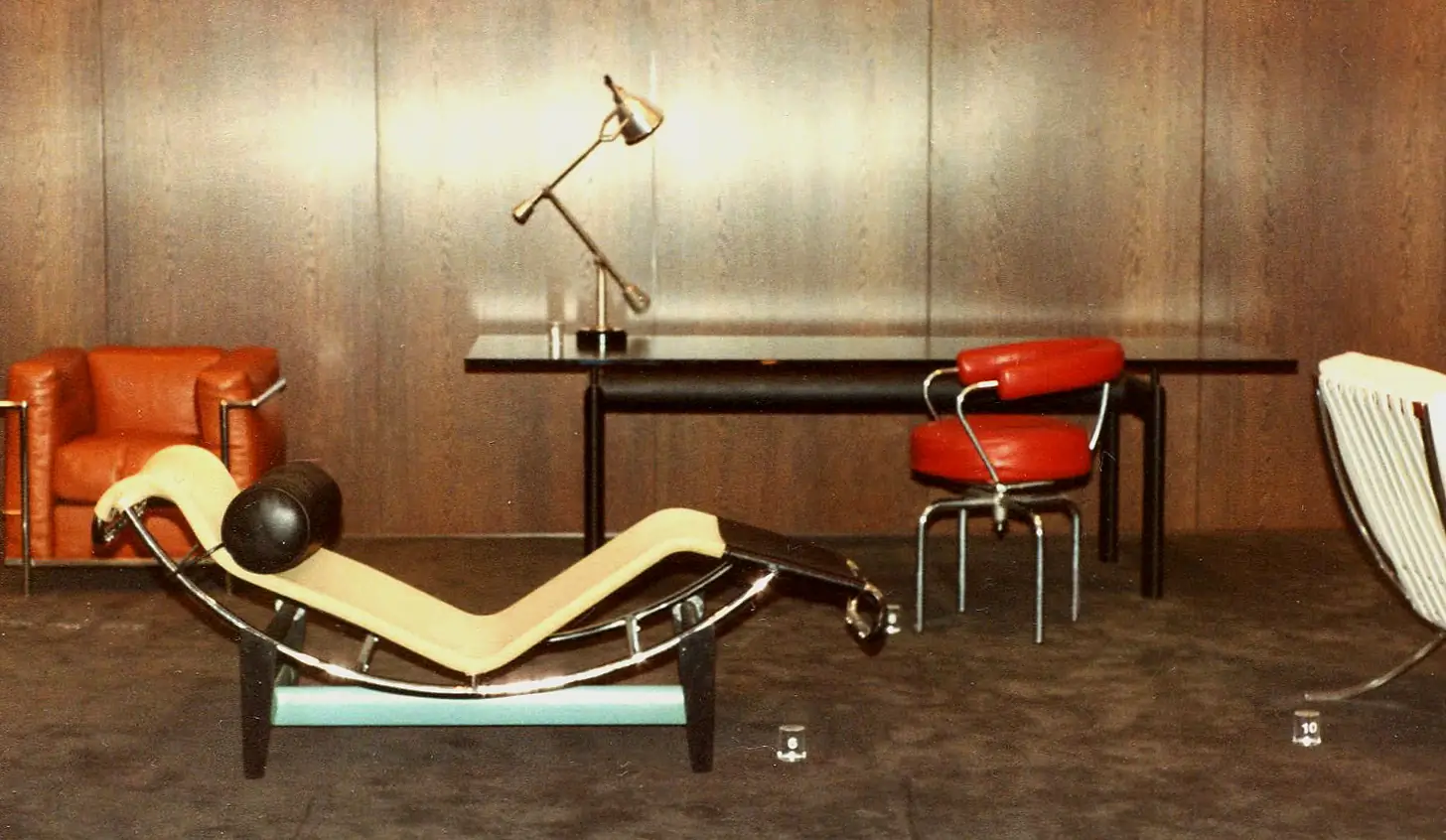 muebles contemporáneos del siglo XX